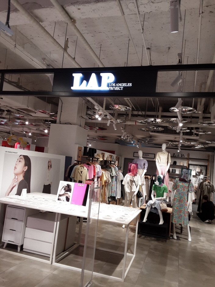 LAP - Lotte Young Plaza Branch [Tax Refund Shop] (랩 롯데 영플라자)