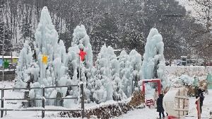 冬のオモチャ箱のような氷の世界、ポチョン白雲渓谷 トンジャングン祭り旅行記 2025 ポチョン白雲渓谷 トンジャングン祭り 3