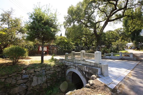 牙山孟氏杏壇(孟思誠古宅)(아산 맹씨행단(맹사성 고택))