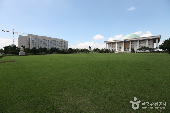 Gebäude der Nationalversammlung (국회의사당)