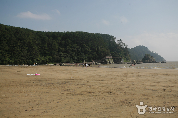 Dadaepo Beach (다대포해수욕장)