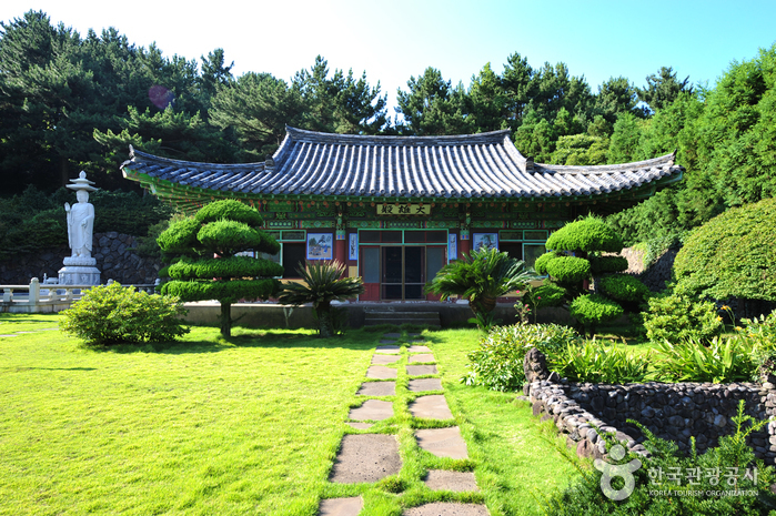 Temple Bultapsa à Jeju (불탑사(제주))