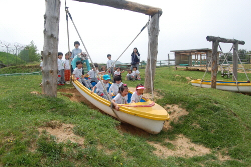 Daegwallyeong Donkey Ranch Don Quixote (대관령당나귀목장 돈키호테)