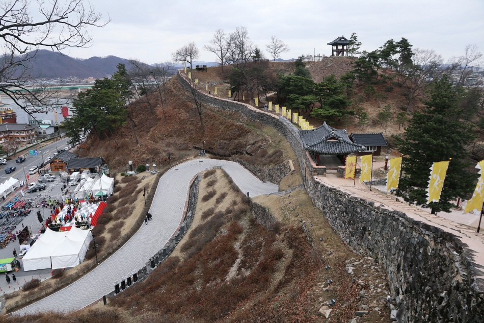 구불구불한 고미나루 명승길