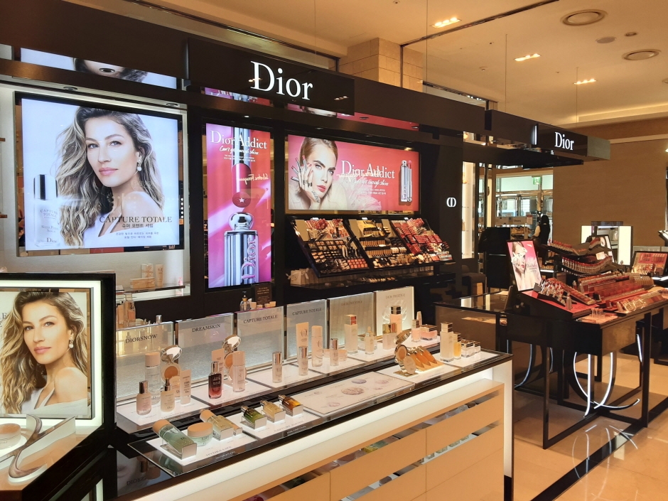 Dior [Tax Refund Shop] (디올)