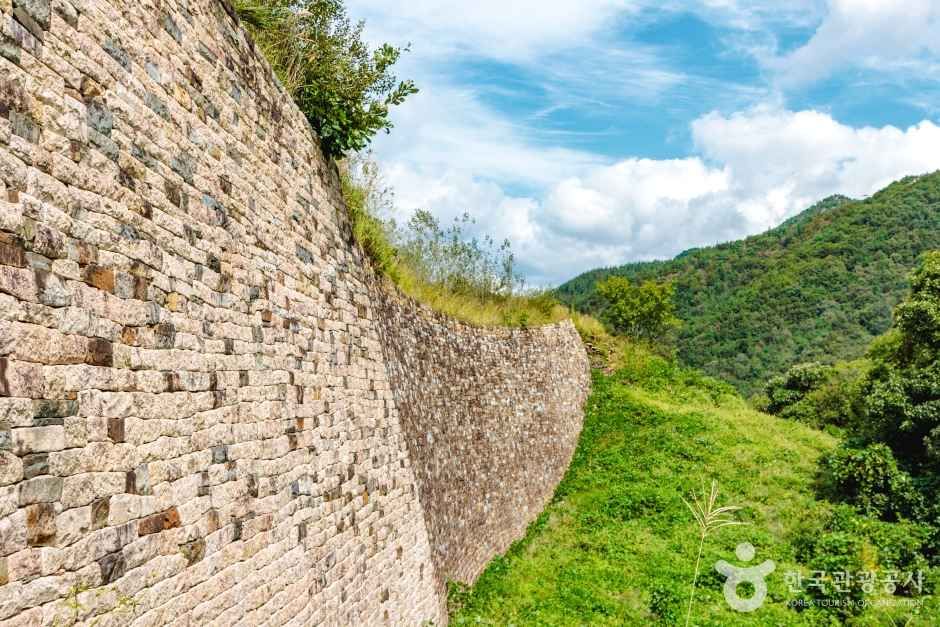 고모산성