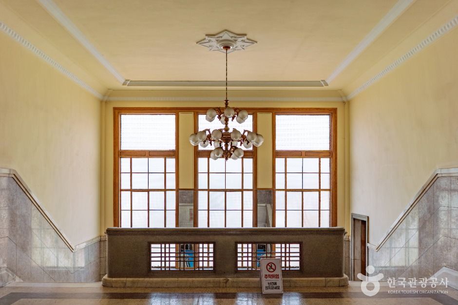 Museum für moderne und zeitgenössische Geschichte Daejeon (대전근현대사전시관)