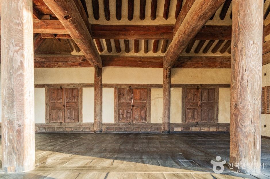 괴산 청안 안민헌