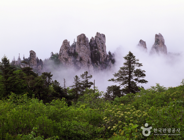 Pic de Daecheongbong du mont Seoraksan (설악 대청봉)0