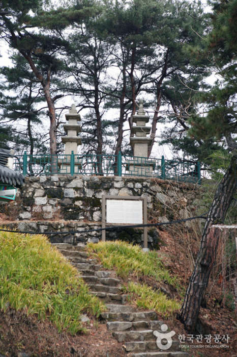 Okcheon Yongamsa Temple (용암사(옥천))