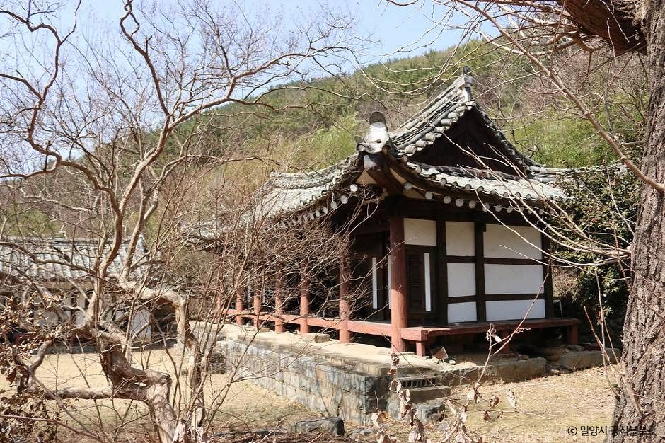 용산서원(밀양)