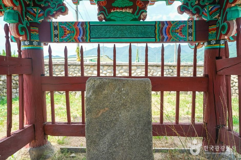 thumbnail-효자임옥산정려각-1