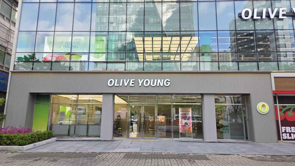 [事後免税店]Olive Young・クァンジュサンムシチョン（光州尚武市庁）店(올리브영 광주상무시청점)