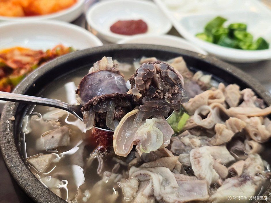thumbnail-오문창순대국밥-4