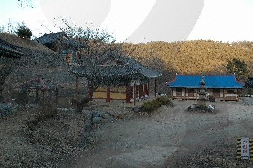 Daejosa Temple (Buyeo) (대조사 (부여))
