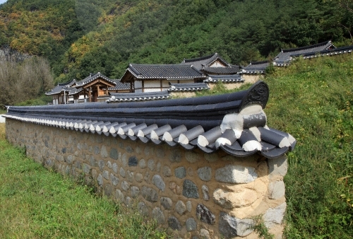 Nongam House (Head Household of the Nongam Descendants) (농암종택)