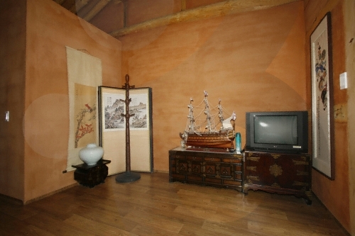 Gokjeongjae House (Geumhwallakji) (곡전재 전통한옥펜션)