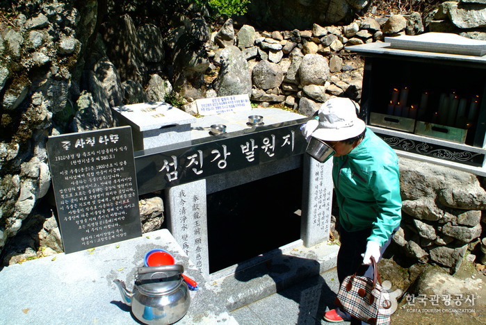 Tapsa Temple (마이산 탑사)