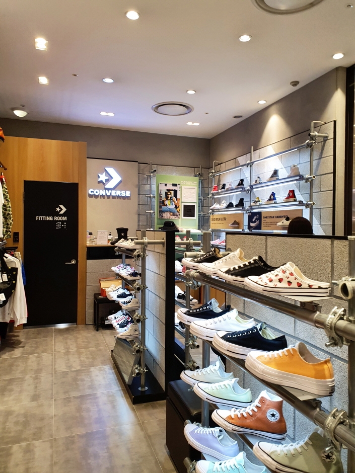 Converse - Lotte Department Store Pyeongchon Branch [Tax Refund Shop] (컨버스 롯데백화점 평촌점)