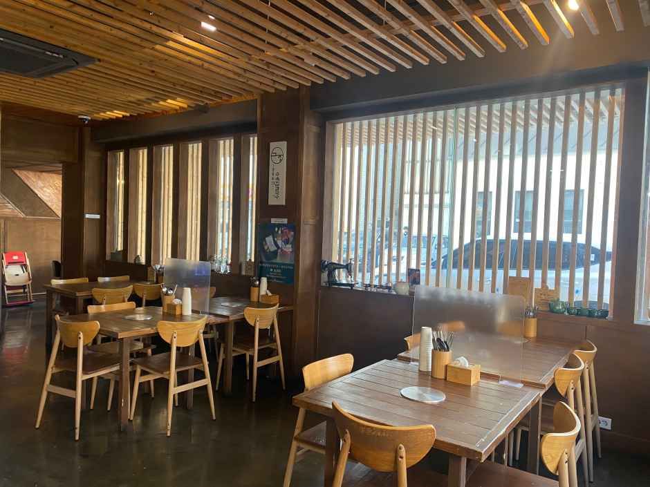 thumbnail-1984그수육집칼국수-6