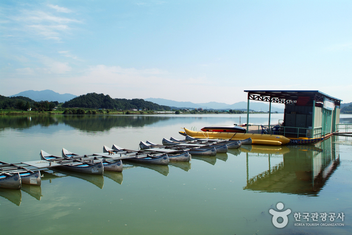 Jungangtap Park (중앙탑공원)