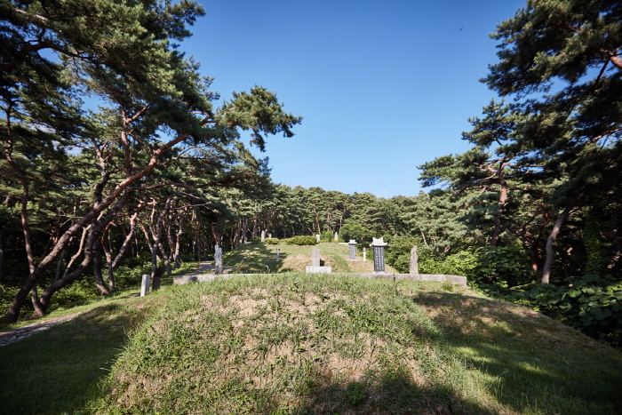 thumbnail-Paju Historical Site Related to Yi I (파주이이유적)-34