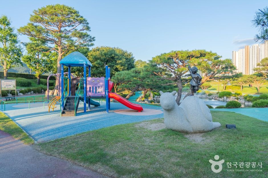강변공원