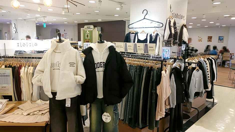 [事後免税店] ILODILO（イロディロ）・ニューコアファクトリーアウトレットァンミョン（光明）店(일로딜로 뉴코아팩토리아울렛 광명점)