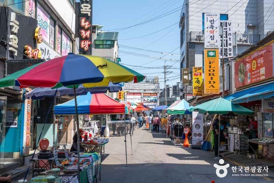 thumbnail-발안만세시장 (5, 10일)-4