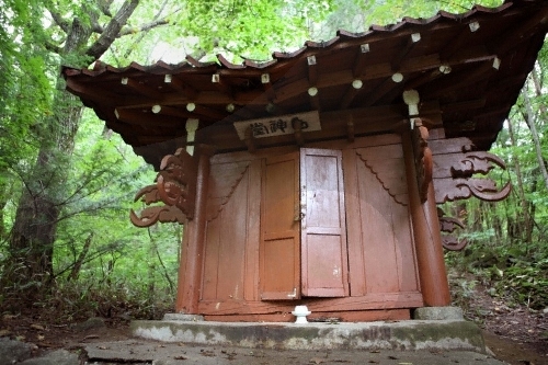 Bangadari mineral spring (방아다리약수터)