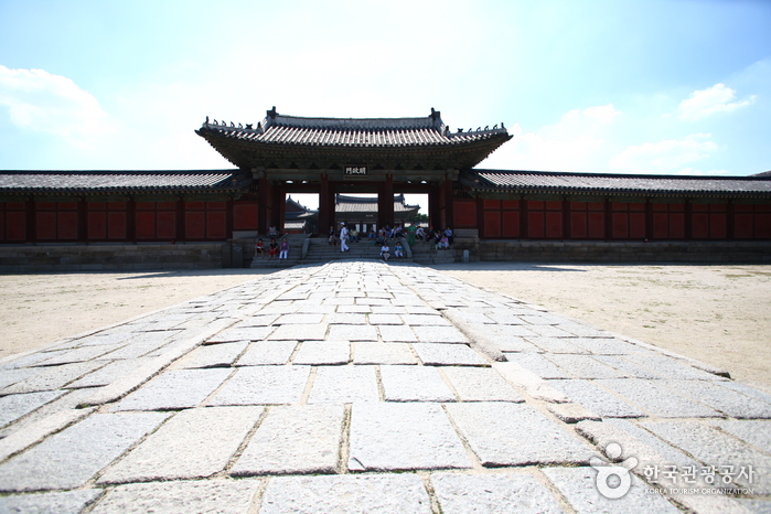 Palast Changgyeonggung (창경궁)