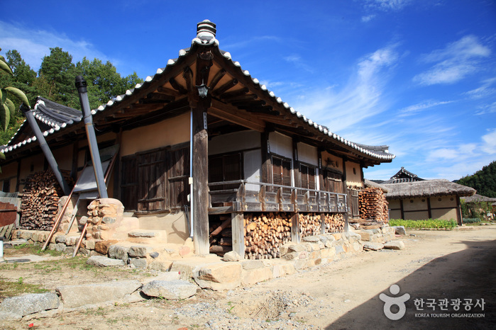 Yeongju Museom Village (영주 무섬마을)