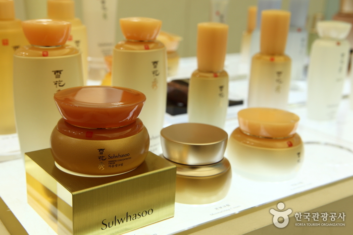 Sulwhasoo Spa (설화수 스파)