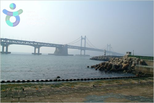 Millak Waterfront Pa...