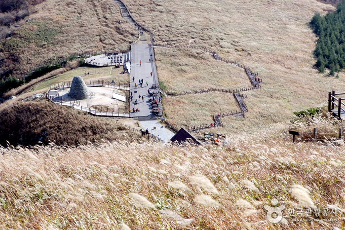 Ganwolsan Mountain (간월산)1