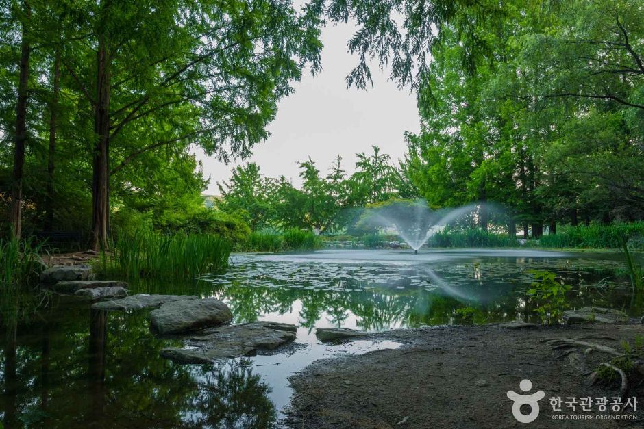 洛江ムルギル公園（낙강물길공원）