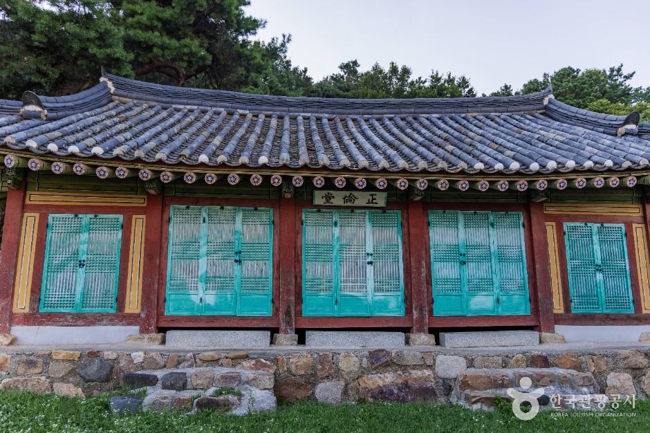 thumbnail-용주서원-10