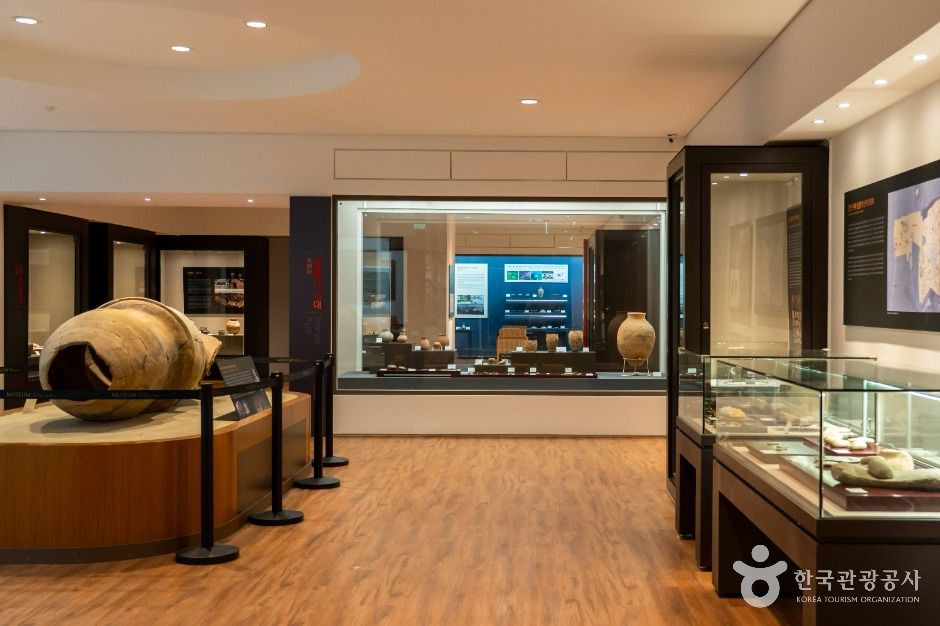 국립군산대학교 박물관