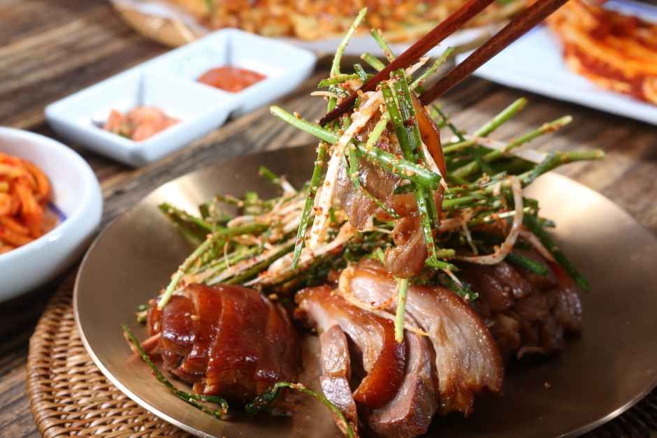 thumbnail-1984그수육집칼국수-8