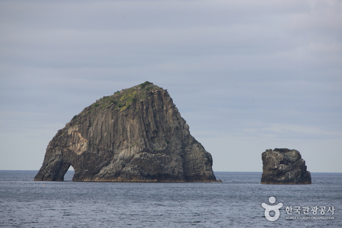 象岩[鬱陵島、獨島國家地質公園](코끼리바위 (울릉도, 독도 국가지질공원))