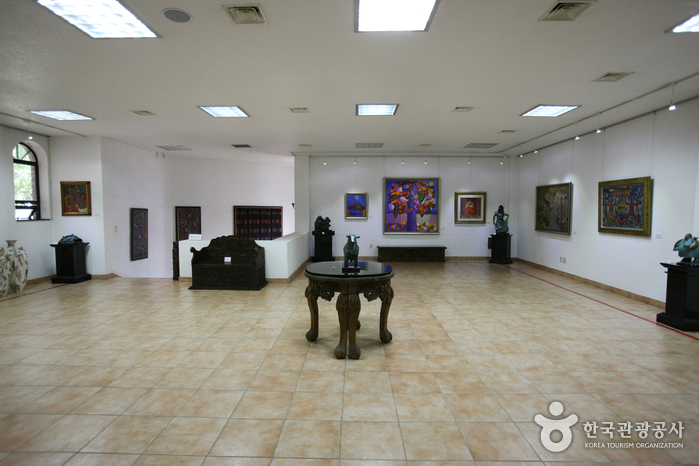 thumbnail-The Latin American Cultural Center Museum (중남미문화원)-16