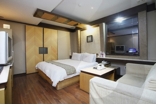 Hotel Kobos (코보스호텔)