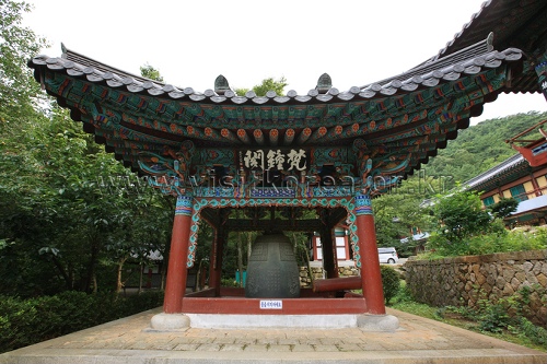 Temple Cheoneunsa (천은사)