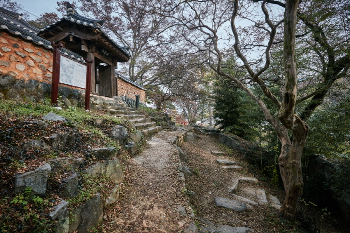 Mujinjeong Pavilion (무진정(함안))