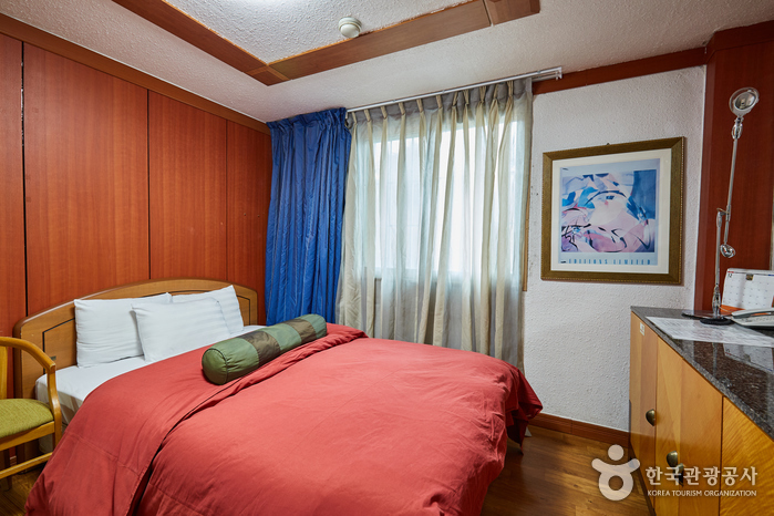 Backam Springs Hotel [Korea Quality] / 백암스프링스호텔 [한국관광 품질인증]