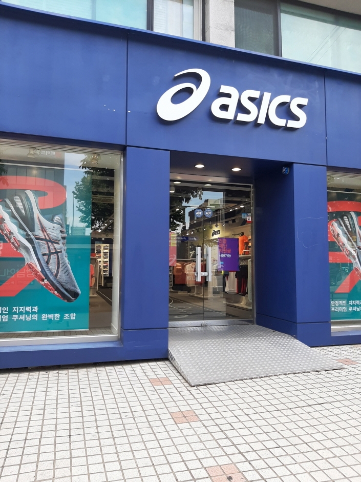Asics - Gangnam Branch [Tax Refund Shop] (아식스 강남)