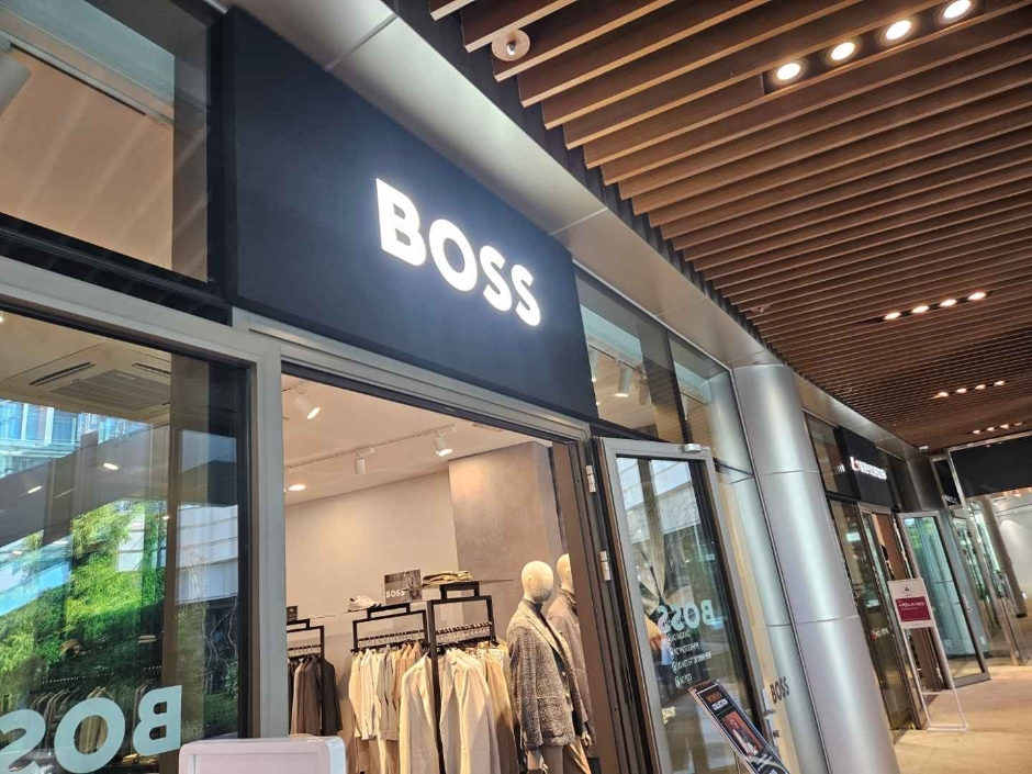 Boss - Shinsegae Simon Jeju Outlets Branch [Tax Refund Shop] (보스 신세계사이먼 제주아울렛)