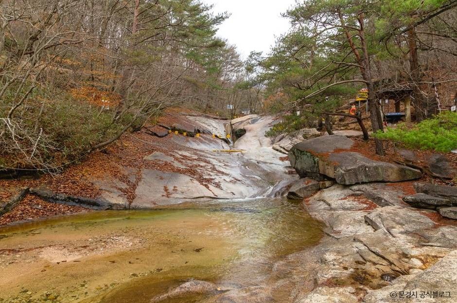 대야산 용추계곡