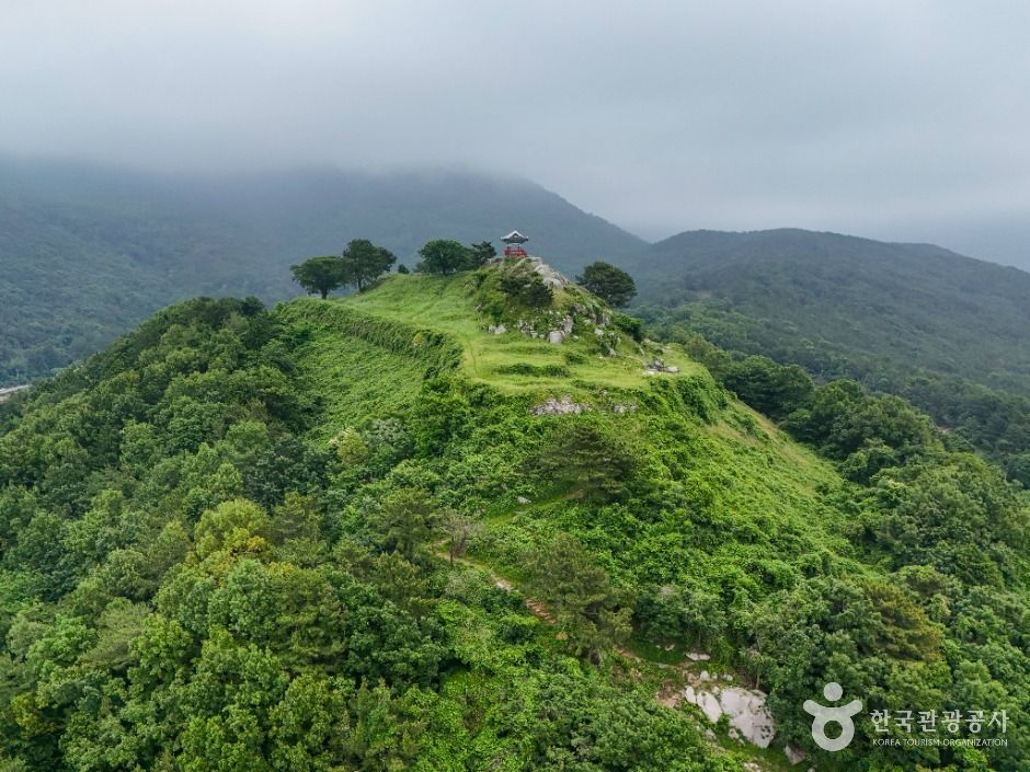 옥산성지