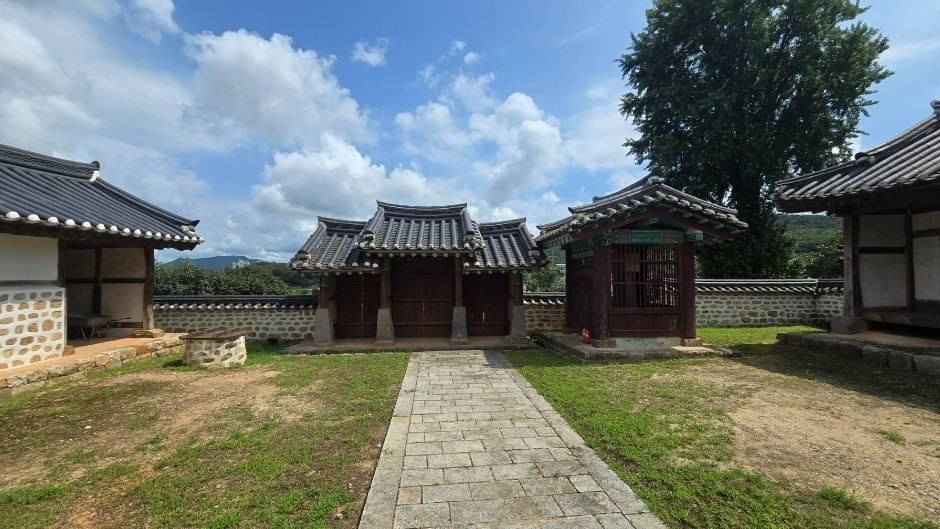 thumbnail-충렬사(강화)-9